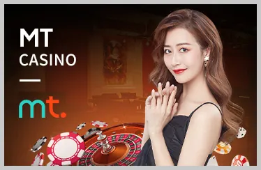 Bàn chơi Roulette với vòng quay và chip